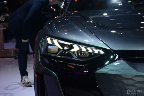 奥迪r8v10(奥迪a7l) 奥迪r8v10(奥迪a7l)