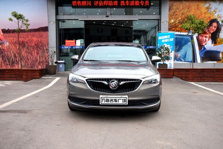 别克君越2018款(别克君越2018款15t精英版)