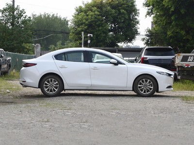 马3新款昂克赛拉报价2023(马3新款昂克赛拉报价2023月销量多少)