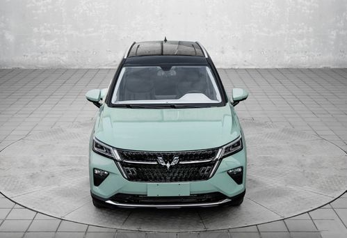 五菱最新款suv像路虎(五菱最新款suv像路虎叫什么名字)