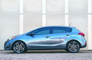 起亚k3两厢版(起亚k3两厢版是那一年的)