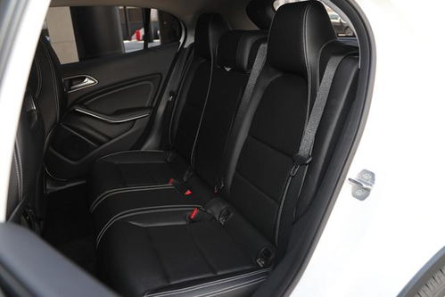 奔驰女士款20万左右(奔驰女士款20万左右suv)