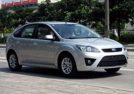 2008款二手福克斯报价(2008年福克斯三厢价格) 2008款二手福克斯报价(2008年福克斯三厢价格)