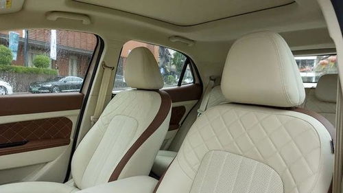 女人开的最好看的小车(女人开的最好看的小车80万) 女人开的最好看的小车(女人开的最好看的小车80万)