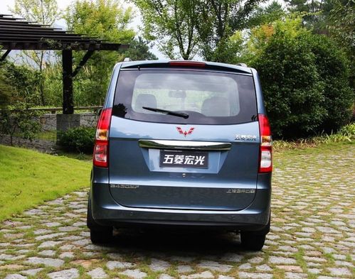 五菱宏光凯捷(五菱宏光凯捷七座)