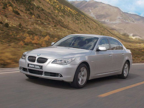 宝马5系落地价(宝马5系落地价多少钱一台)