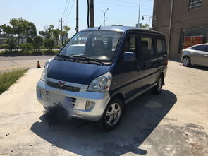 货运面包车大全价格(货运面包车大全价格高顶)