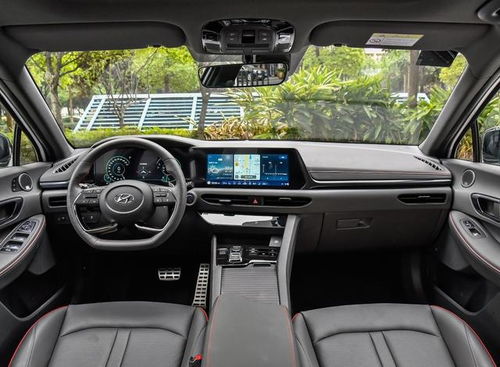 十代索纳塔落地价多少钱(十代索纳塔落地价多少钱)