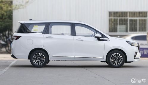 五菱佳辰(五菱佳辰雨刮器胶条怎么换)