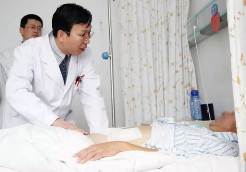 致敬医者仁心——记45岁医生车祸去世，每日两台手术背后的奉献与牺牲