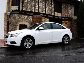 雪佛兰科鲁兹手动挡多少钱(雪佛兰科鲁兹手动挡车价)