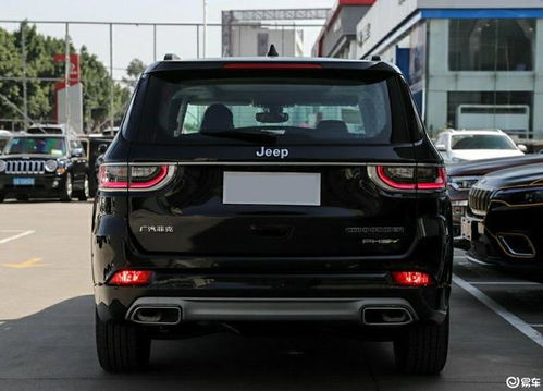 jeep指挥官报价及图片(jeep指挥官phev图片)