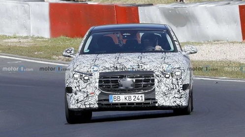 奔驰e级(奔驰e级2024新款价格) 奔驰e级(奔驰e级2024新款价格)