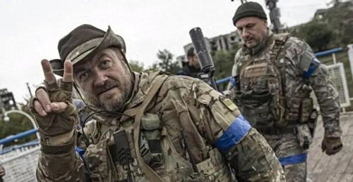 泽连斯基公开披露乌军伤亡数字,战争的残酷与挑战 泽连斯基公开披露乌军伤亡数字,战争的残酷与挑战