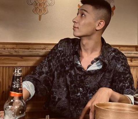 网红男模阿冼意外离世,震惊网络 网红男模阿冼意外离世,震惊网络