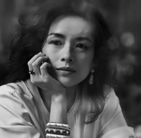 章子怡与胡兵，中年CP的魅力与感动