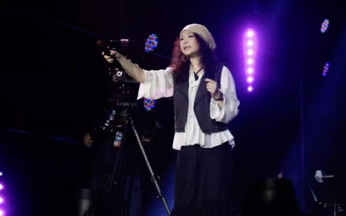 李小冉的表演与歌唱之路，期待与另有人选