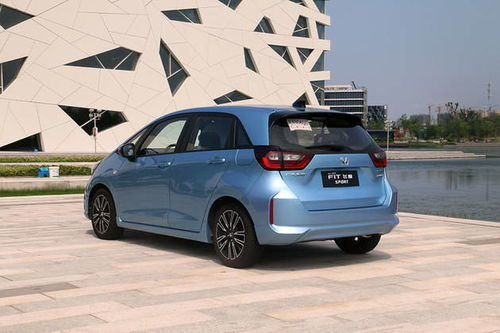 2025年最受欢迎的小型车推荐