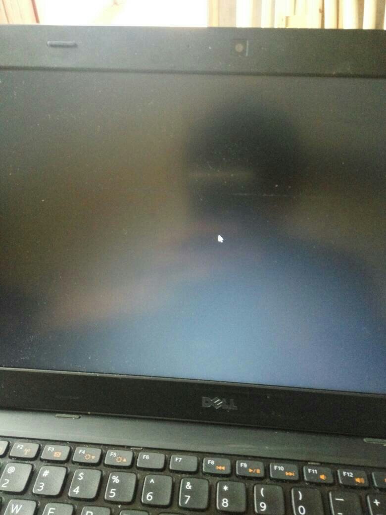 电脑启动不了黑屏怎么办(电脑启动不了黑屏怎么办一个小白点闪烁)