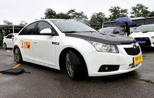 雪佛兰科鲁兹改装图片(科鲁兹改装效果图)