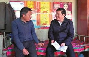 省委书记暗访乡村小学,电脑无法使用背后的故事