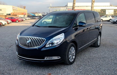 别克gl8商务车最新款(别克gl8商务车最新款什么名字)