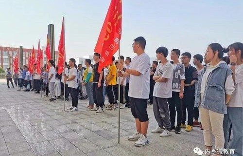 林青霞与姜涛携手亮相，共赴盛大活动