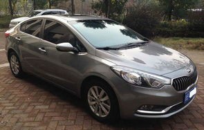 17年的起亚k3现在能卖多少钱(二手起亚k3建议买吗)