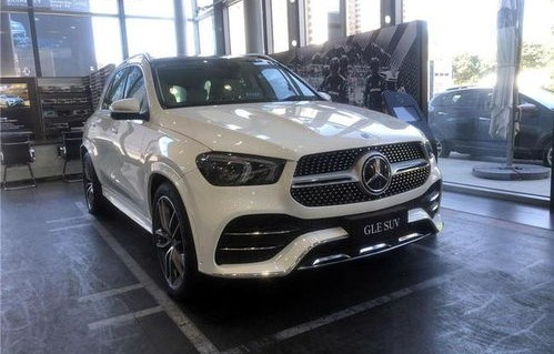 奔驰suv100万左右的车(奔驰suv100万以上)