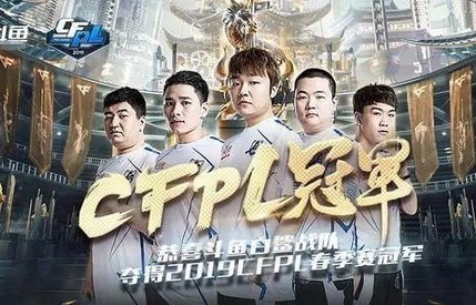 穿越时空，短剧重回90当首富的98集传奇