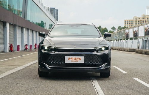 帕萨特2023款报价及图片价格(帕萨特2023款报价及图片价格混动)