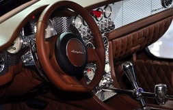 世爵c8(世爵C8还在卖吗)