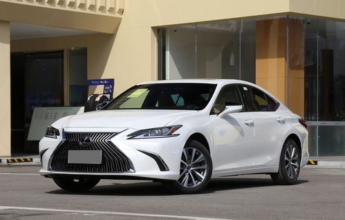 雷克萨斯汽车图片(雷克萨斯汽车图片及报价大全)