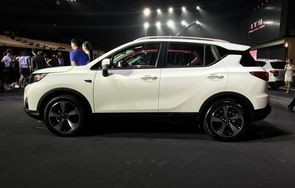 广汽传祺gs3报价及图片(广汽传祺gs3报价及图片 价格表)