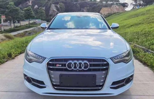 奥迪s6报价(奥迪s6报价及图片2021款)