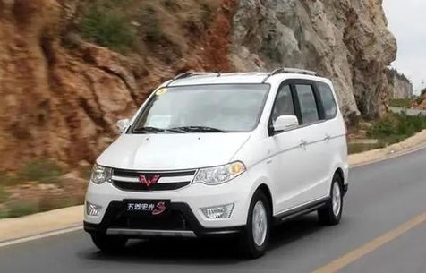 新五菱宏光3万多(新五菱宏光3万多 手自一体)