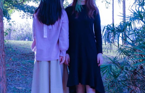 冬日暖阳下的百集短剧——孟娜的魅力之旅