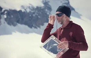 保安大叔的全球歌神之路，一部70集短剧的传奇故事