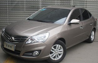 现代伊兰特悦动(现代伊兰特悦动2011款参数)