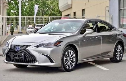 雷克萨斯es260新款价格(雷克萨斯es260新款价格雷克萨斯ES200那个好)