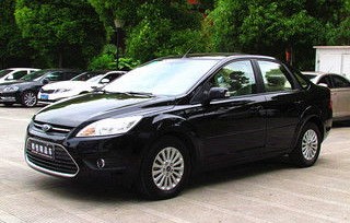 09年福克斯三厢值多少钱(09款福克斯三厢能卖多少钱)