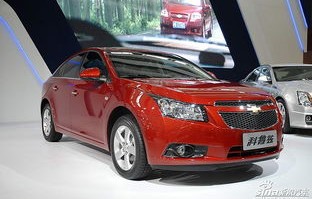 雪佛兰科鲁兹图片(雪佛兰科鲁兹图片17款)