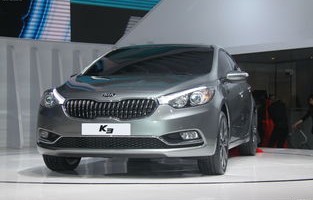 起亚k3图片白色(起亚k3图片白色)