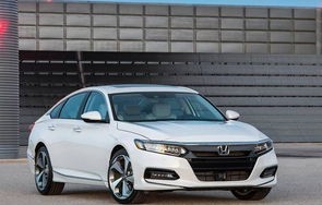 雅阁十代图片(雅阁十代图片的价格)