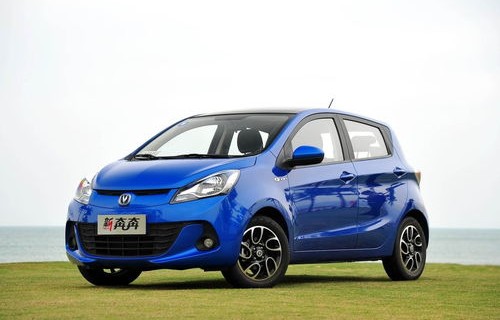 长安奔奔2022款(长安奔奔2022款新能源图片)