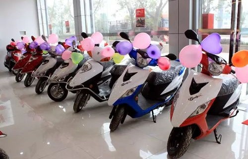 铃木摩托车官方旗舰店(豪爵铃木摩托车官方旗舰店)