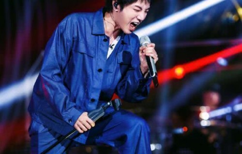 檀健次的炒螺蛳粉征服全场