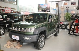 bj40汽车报价及图片(北京bj40汽车报价及图片)