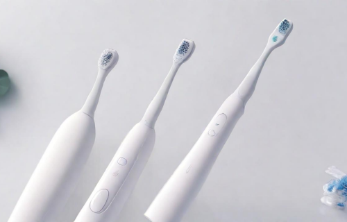 飞利浦电动牙刷（飞利浦电动牙刷充电多久才能充满）