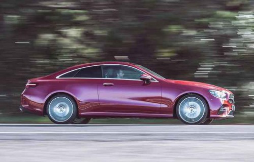 女士梅赛德斯奔驰2022款价格(梅赛德斯奔驰2021款价格)